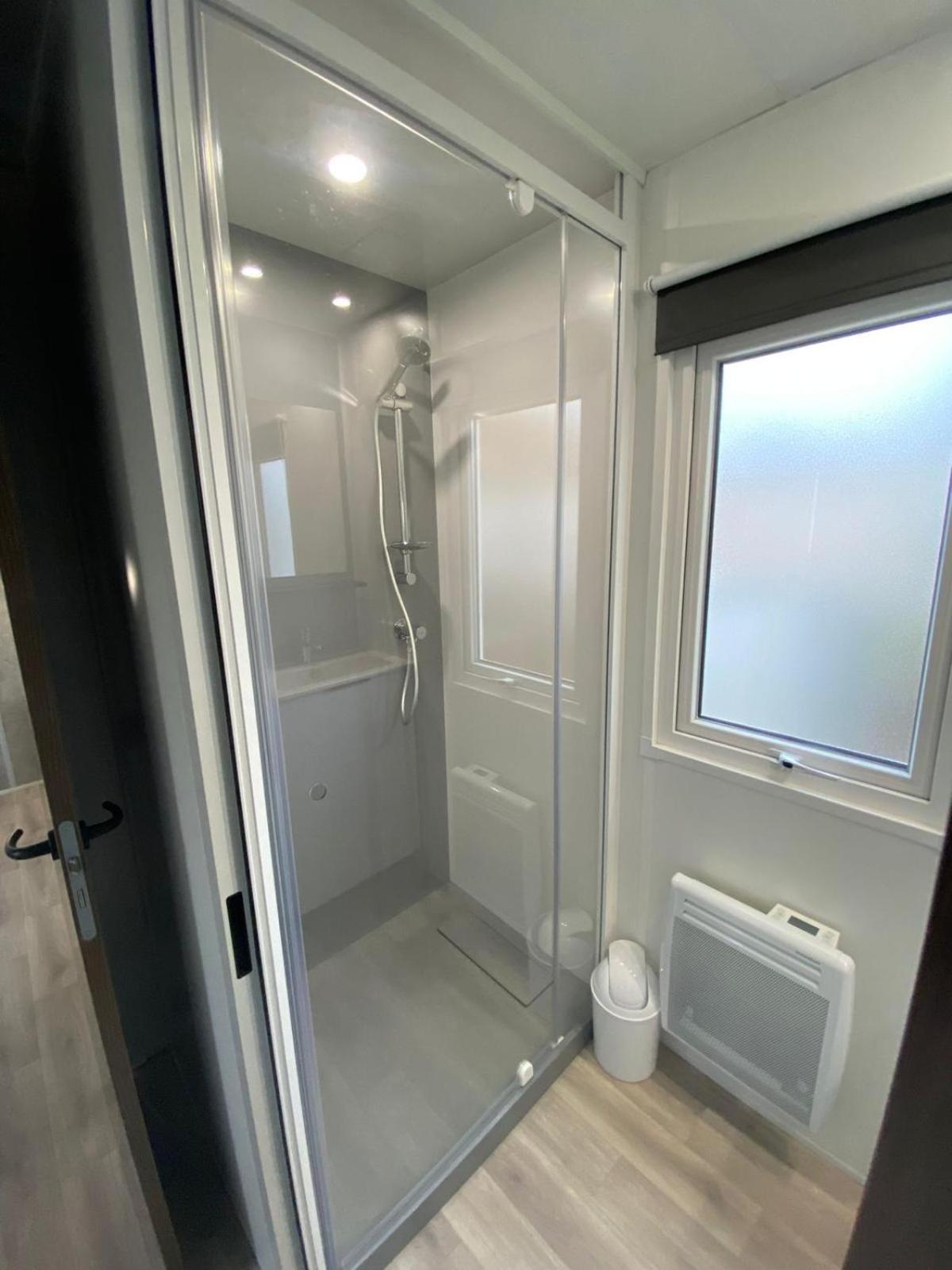 ולראס-פלאז' Mobil Home Familial Neuf De 2024 Pour 8 Personnes מראה חיצוני תמונה